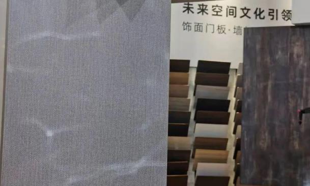 木饰面与自然共生.jpg